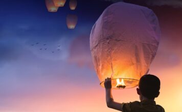 Czym można ozdobić lampion?