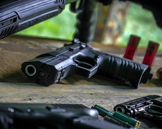 Czy wkłady do zniczy można palić w domu?