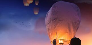 Jak zawiesić lampion?