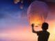 Jak zrobić lampion na roraty z butelki plastikowej? Jak zrobić lampion na roraty z butelki plastikowej?
