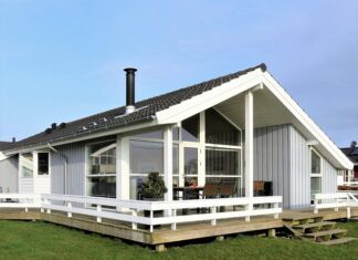 Czym pomalować Latarenkę?